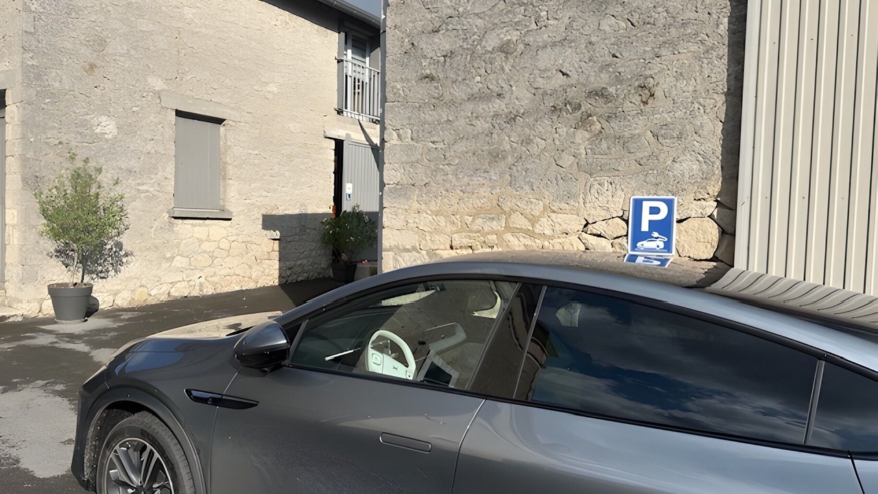 Photo of Outdoor in Herpy-l'Arlesienne