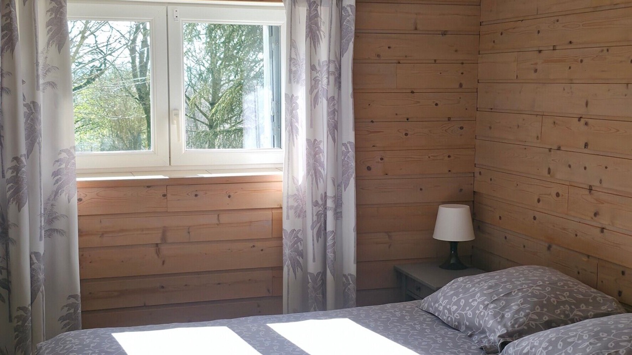 Photo of Bedroom in Herpy-l'Arlesienne