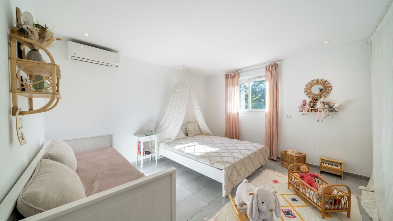 Photo of Bedroom in Saint-Jean