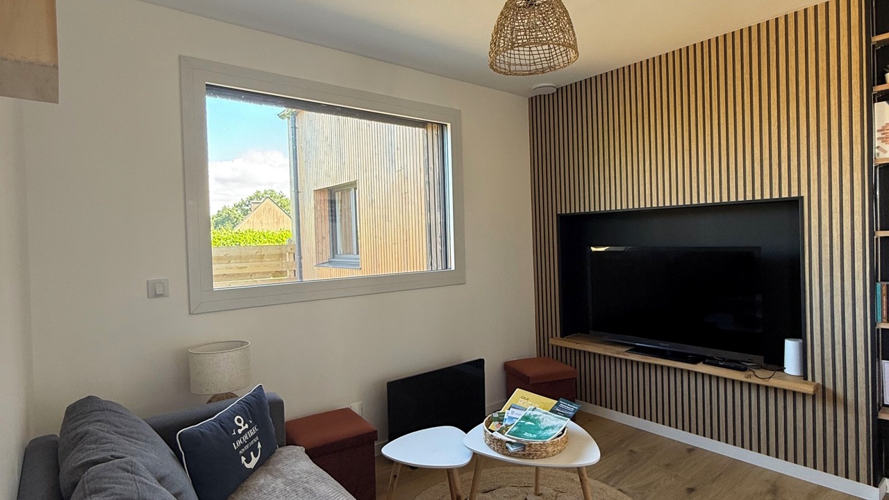 Photo of Livingroom in Plouegat-Guerand