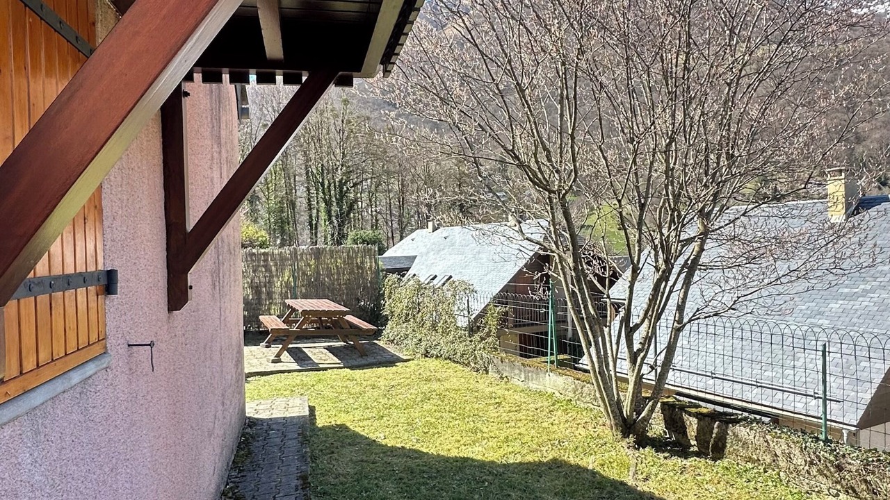 Photo of Patio Balcony in Cauterets