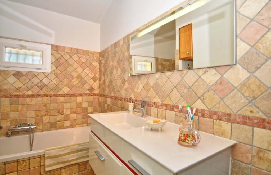 Photo of Bathroom in Sollies Pont