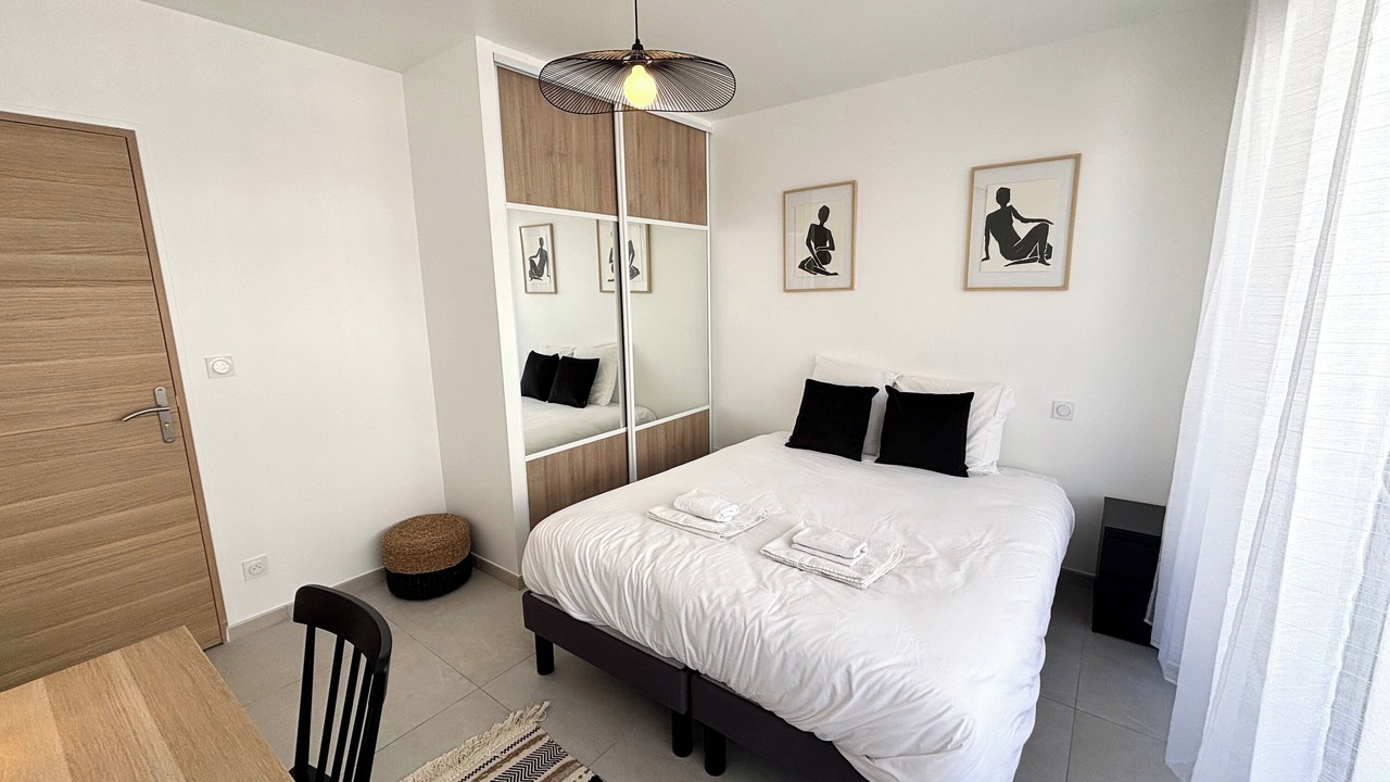 Photo of Bedroom in Hincmar