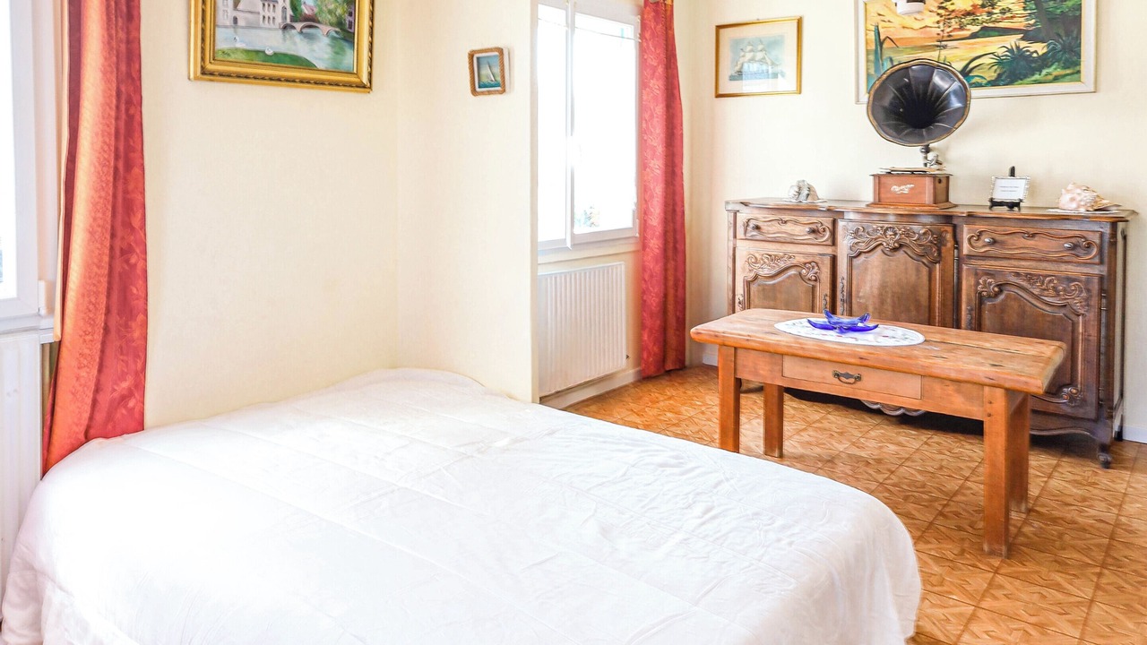 Photo of Bedroom in Ploubalay