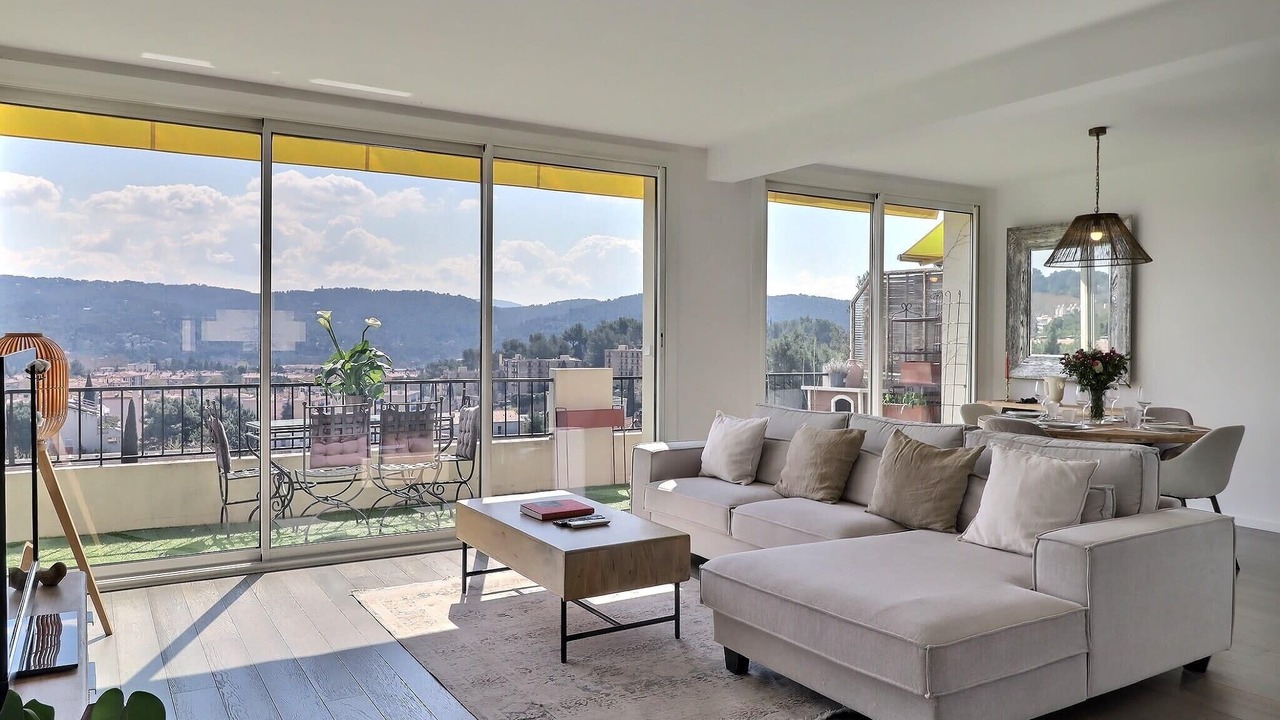 Photo of Livingroom in Sud