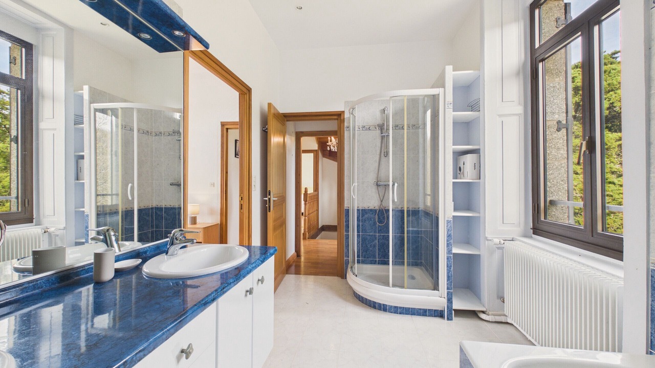 Photo of Bathroom in Planguenoual