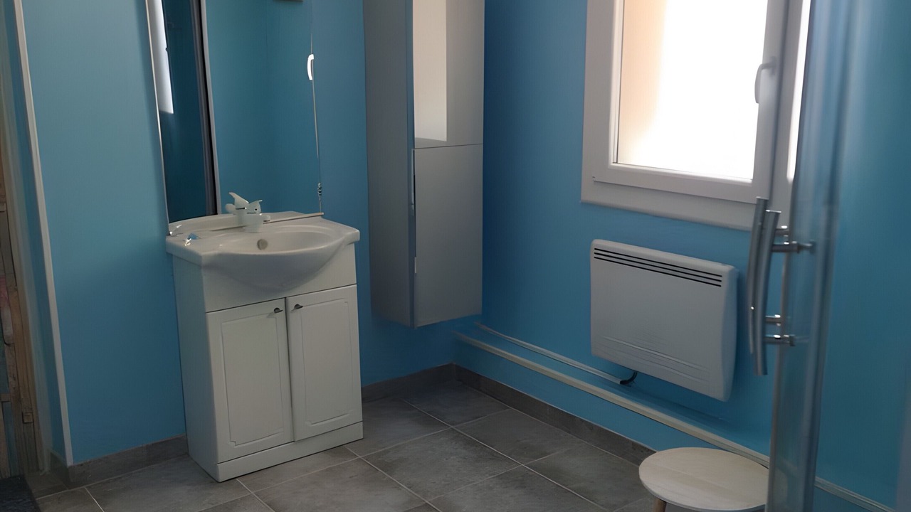 Photo of Bathroom in Chatillon-sur-Broue