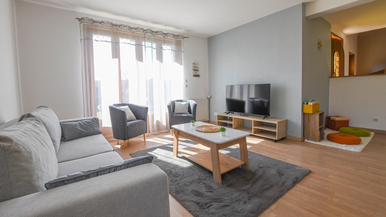Photo of Livingroom in Soulaines-Dhuys