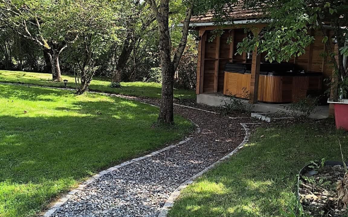 Photo of Outdoor in Castex