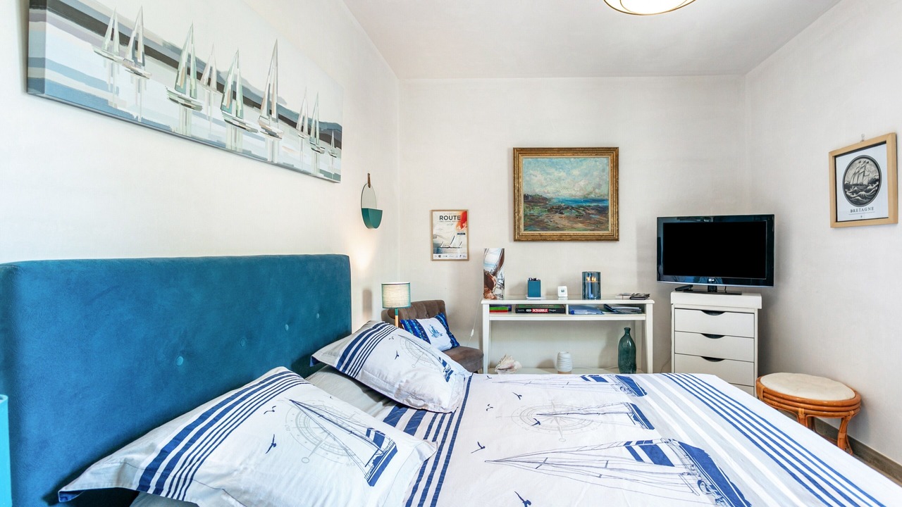 Photo of Bedroom in Binic-Etables-sur-Mer