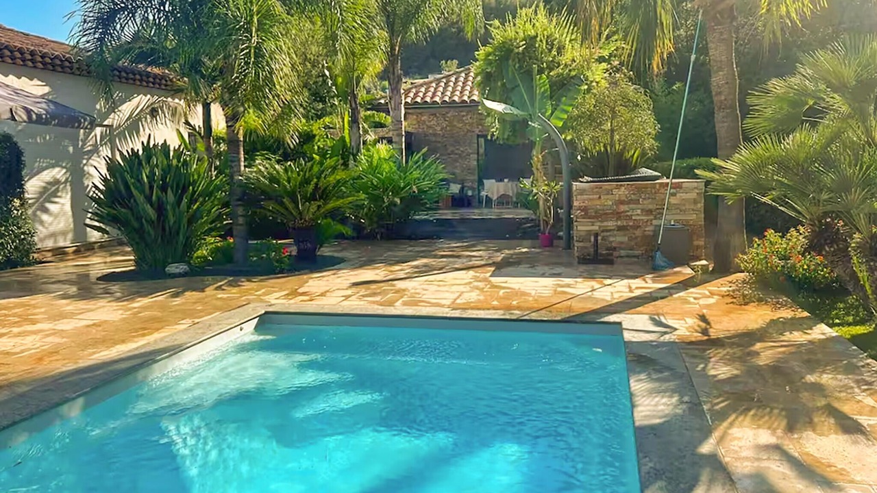 Photo of Outdoor in Sollies Pont