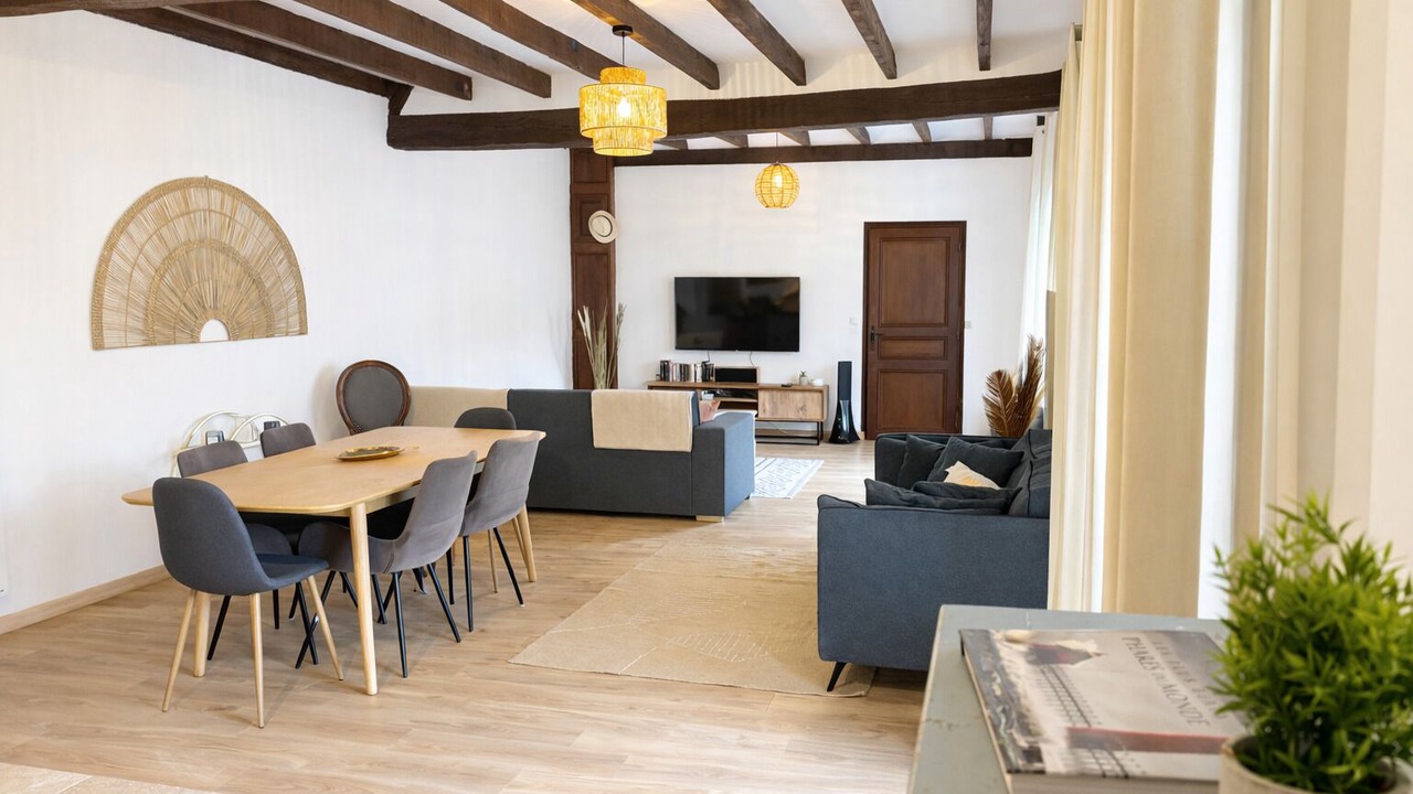 Photo of Livingroom in Saint-Martin-sur-Oreuse