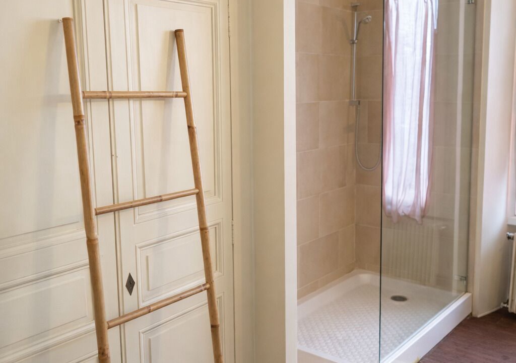 Photo of Bathroom in Saint-Martin-sur-Oreuse
