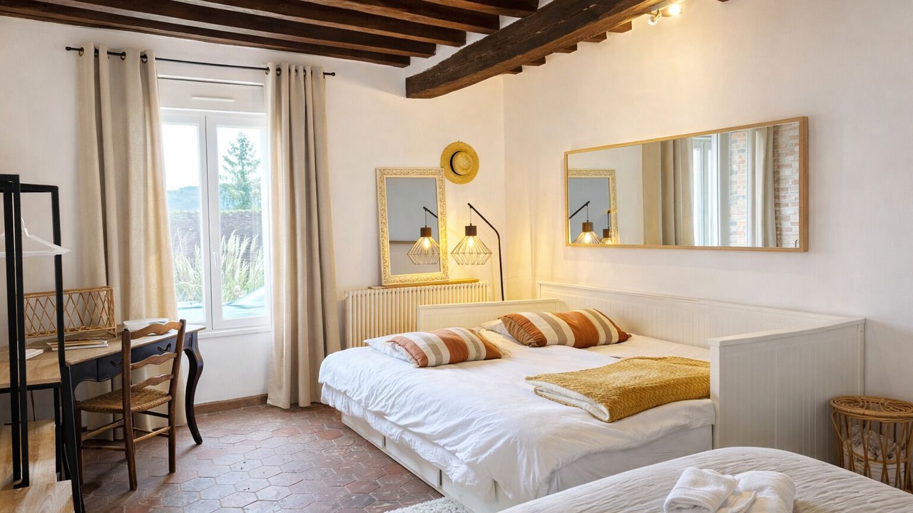 Photo of Bedroom in Saint-Martin-sur-Oreuse