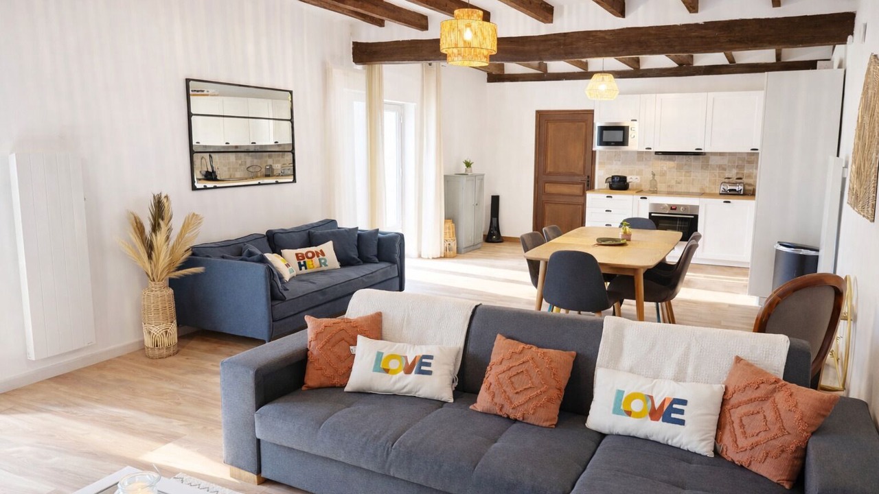 Photo of Livingroom in Saint-Martin-sur-Oreuse