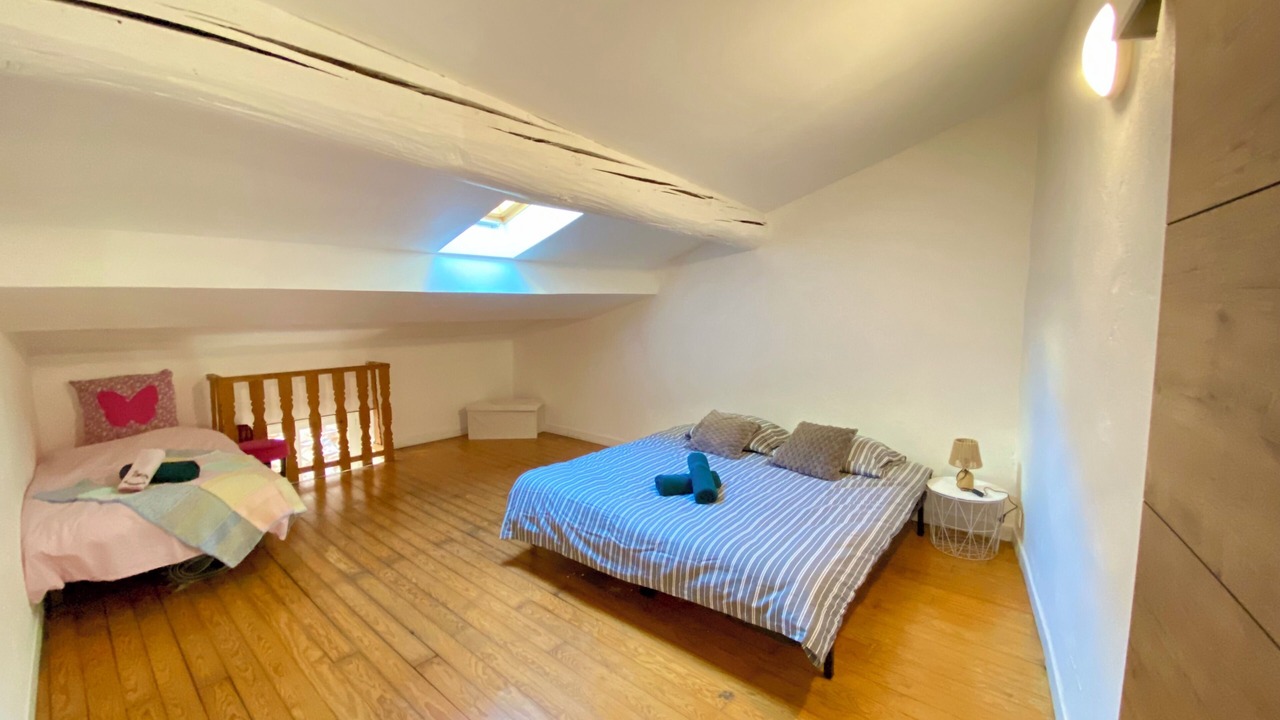Photo of Bedroom in Faubourg