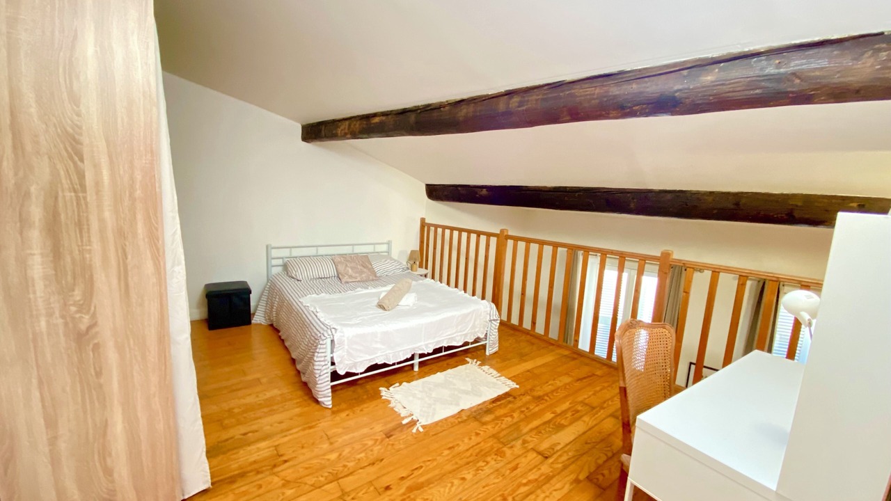 Photo of Bedroom in Faubourg
