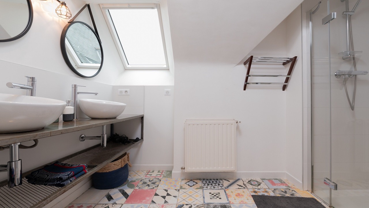 Photo of Bathroom in La Croix-Hellean