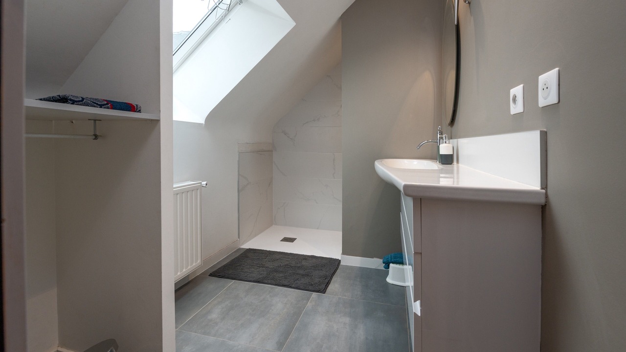 Photo of Bathroom in La Croix-Hellean