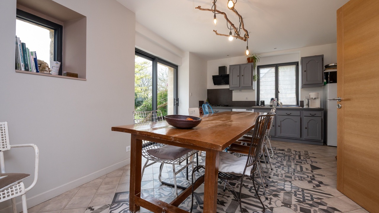 Photo of Kitchen in La Croix-Hellean