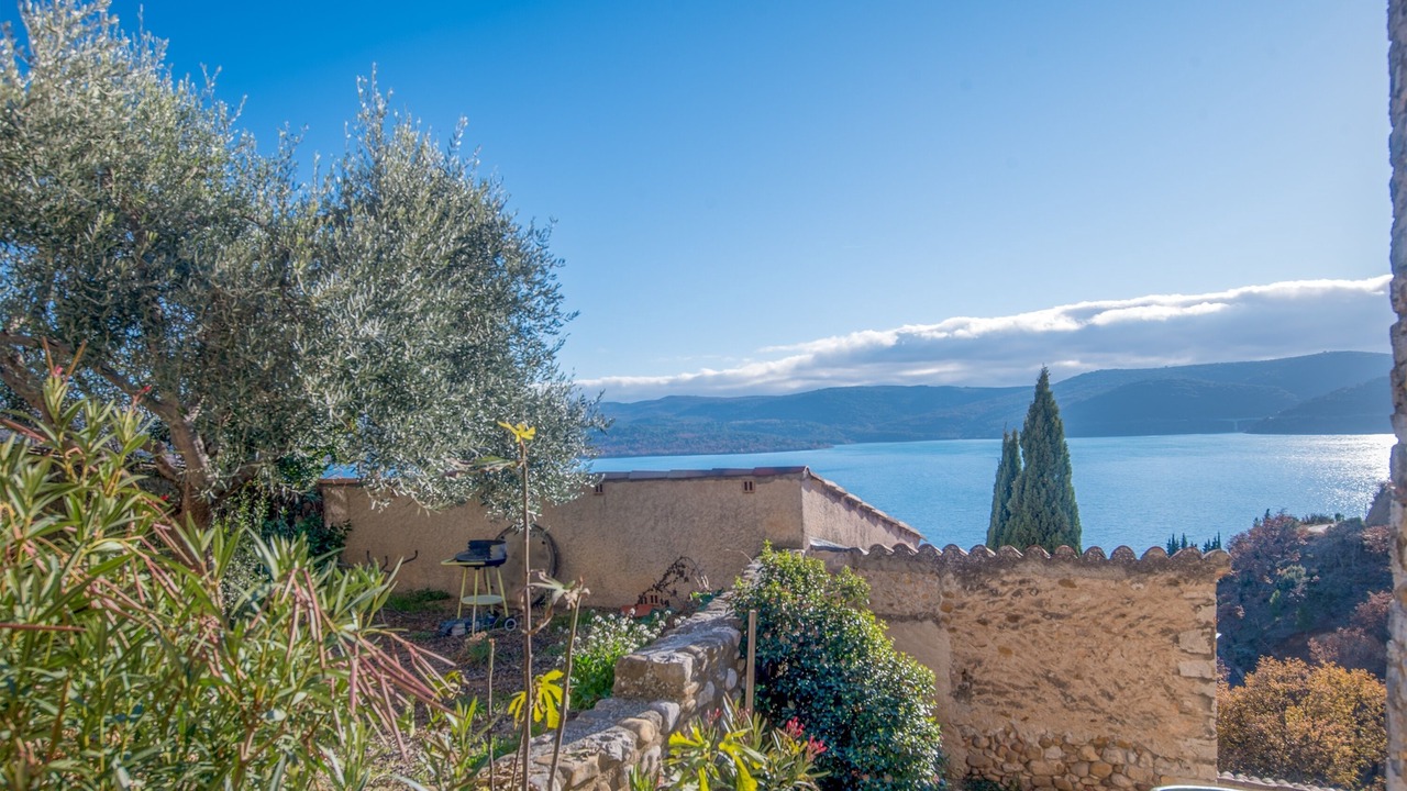 Photo of Outdoor in Sainte-Croix-du-Verdon