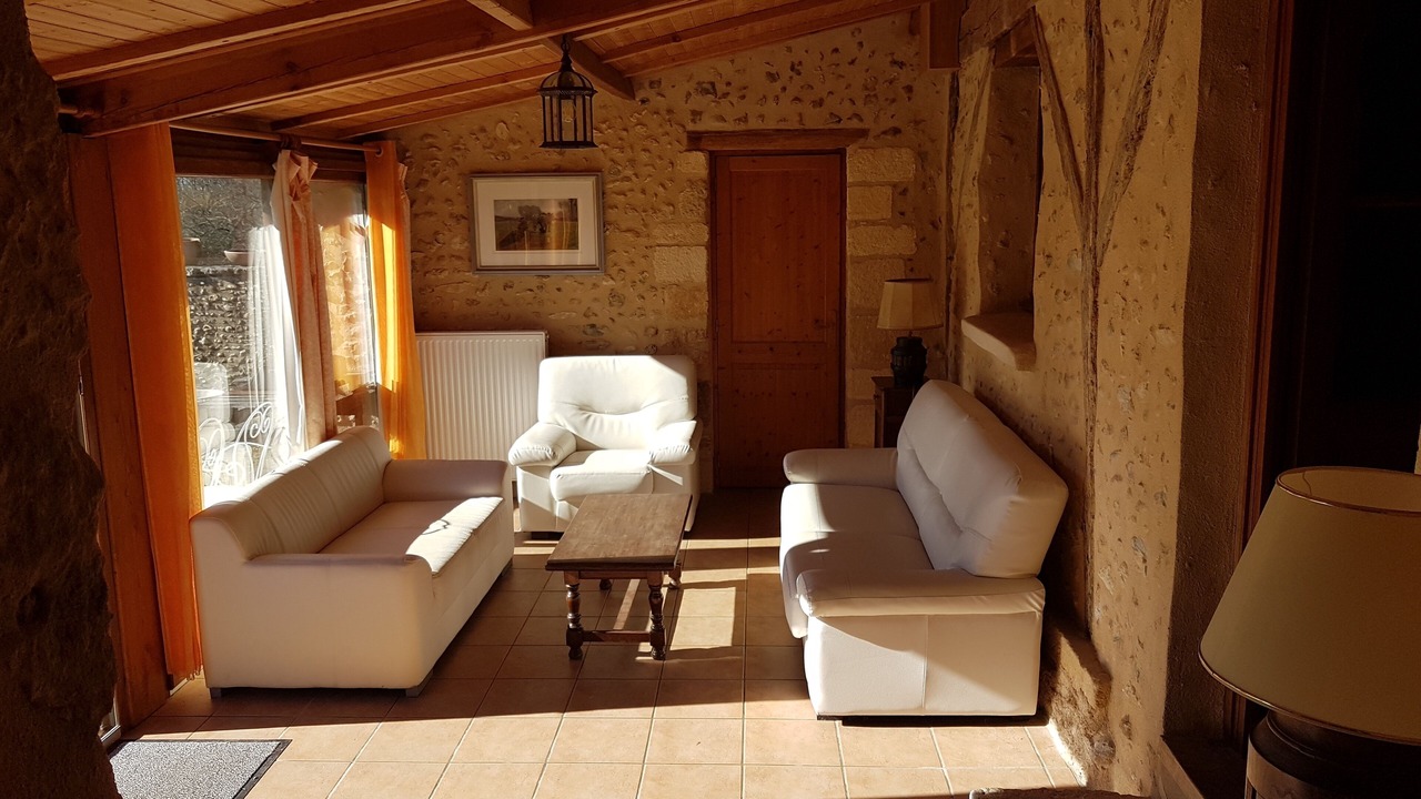 Photo of Livingroom in Saint-Crepin-d'Auberoche