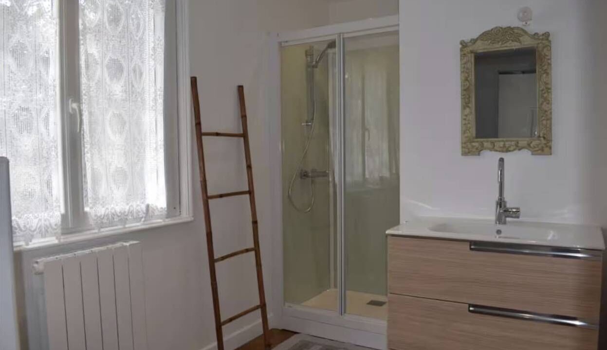 Photo of Bathroom in Sables-d'Or-les-Pins