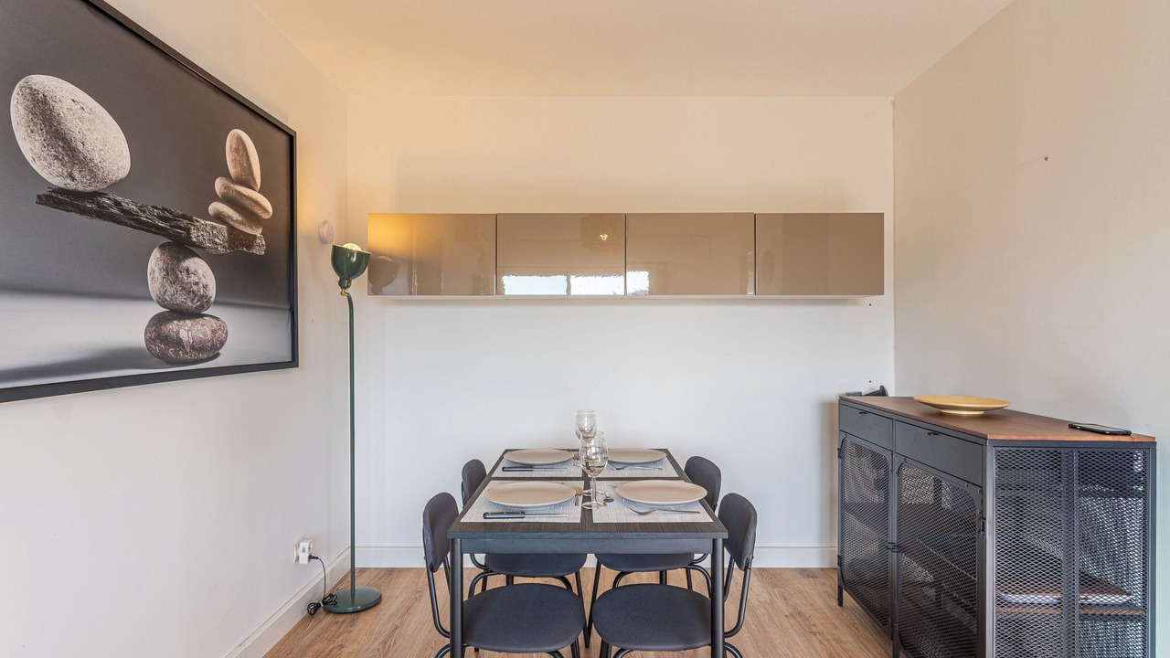 Photo of Bedroom in Hyeres City Centre