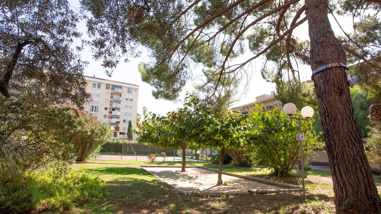 Photo of Outdoor in Hyeres City Centre