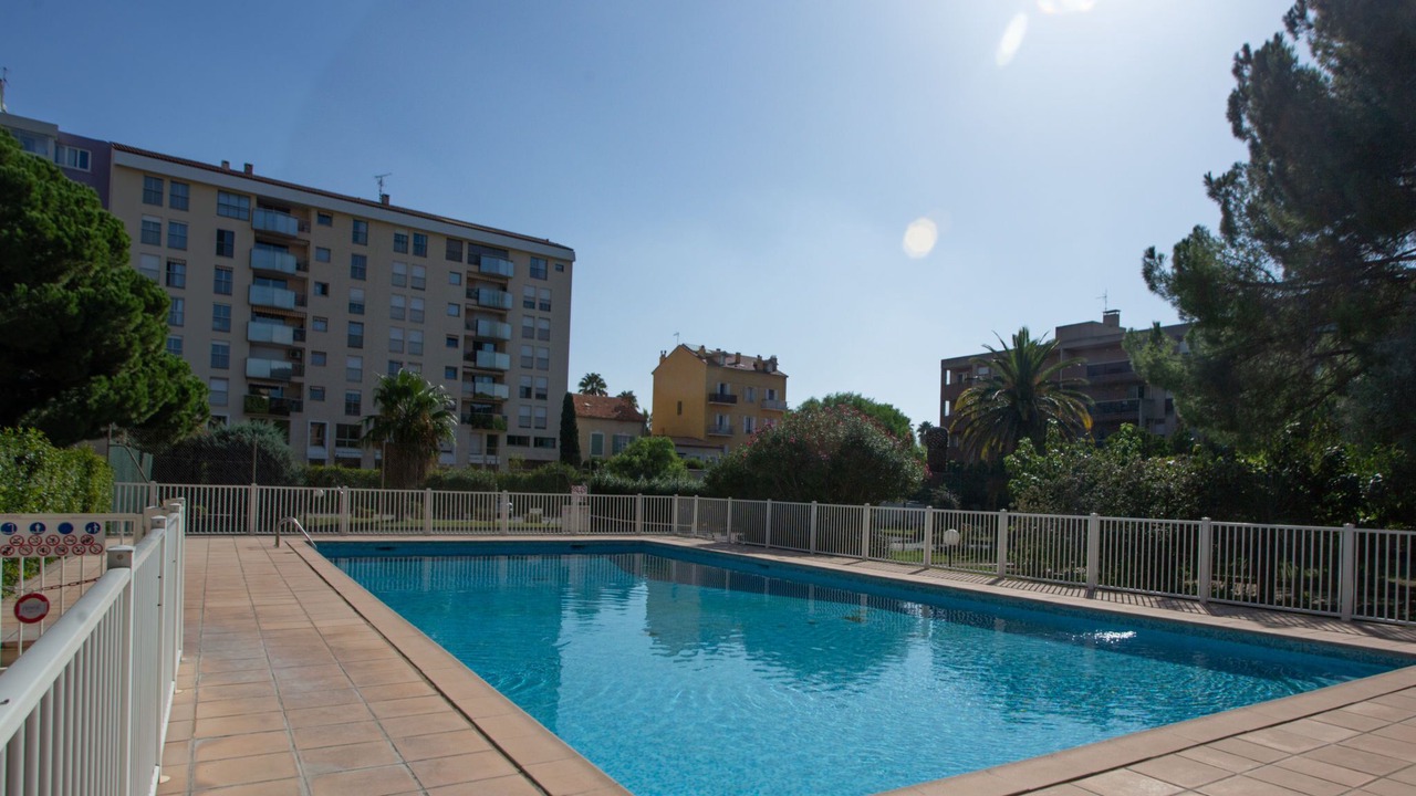 Photo of Outdoor in Hyeres City Centre