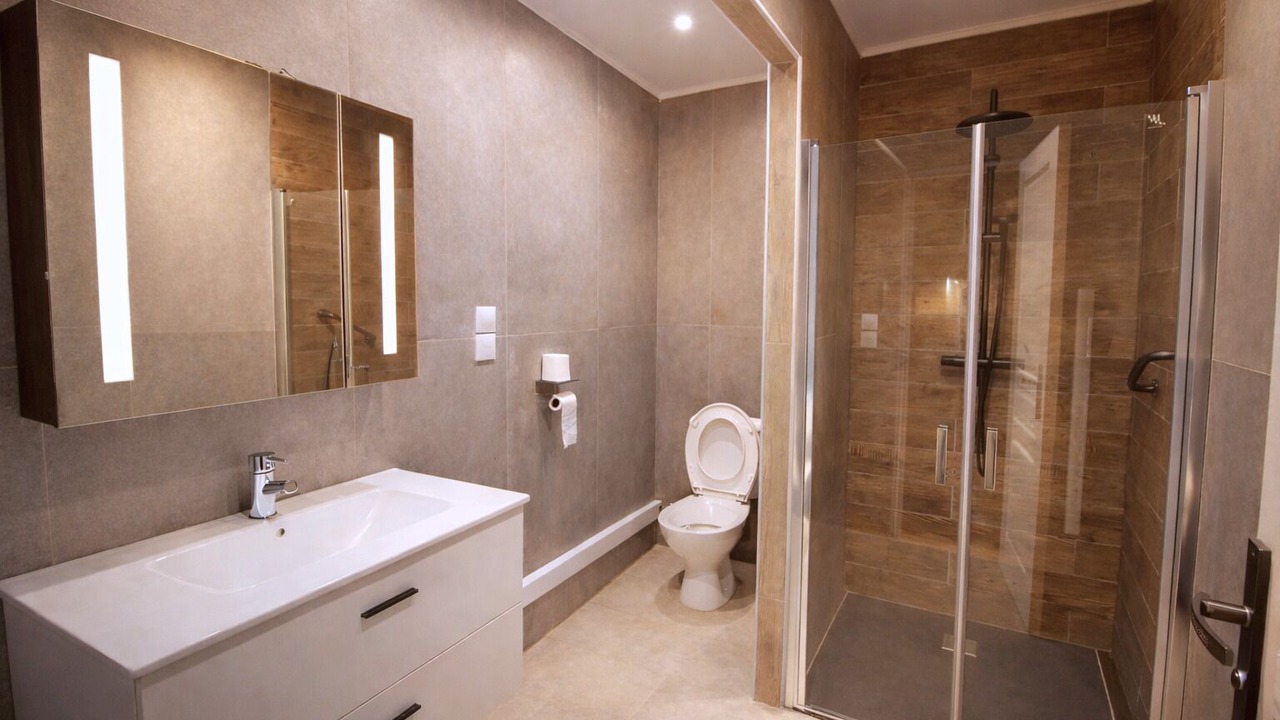 Photo of Bathroom in Dun-sur-Meuse
