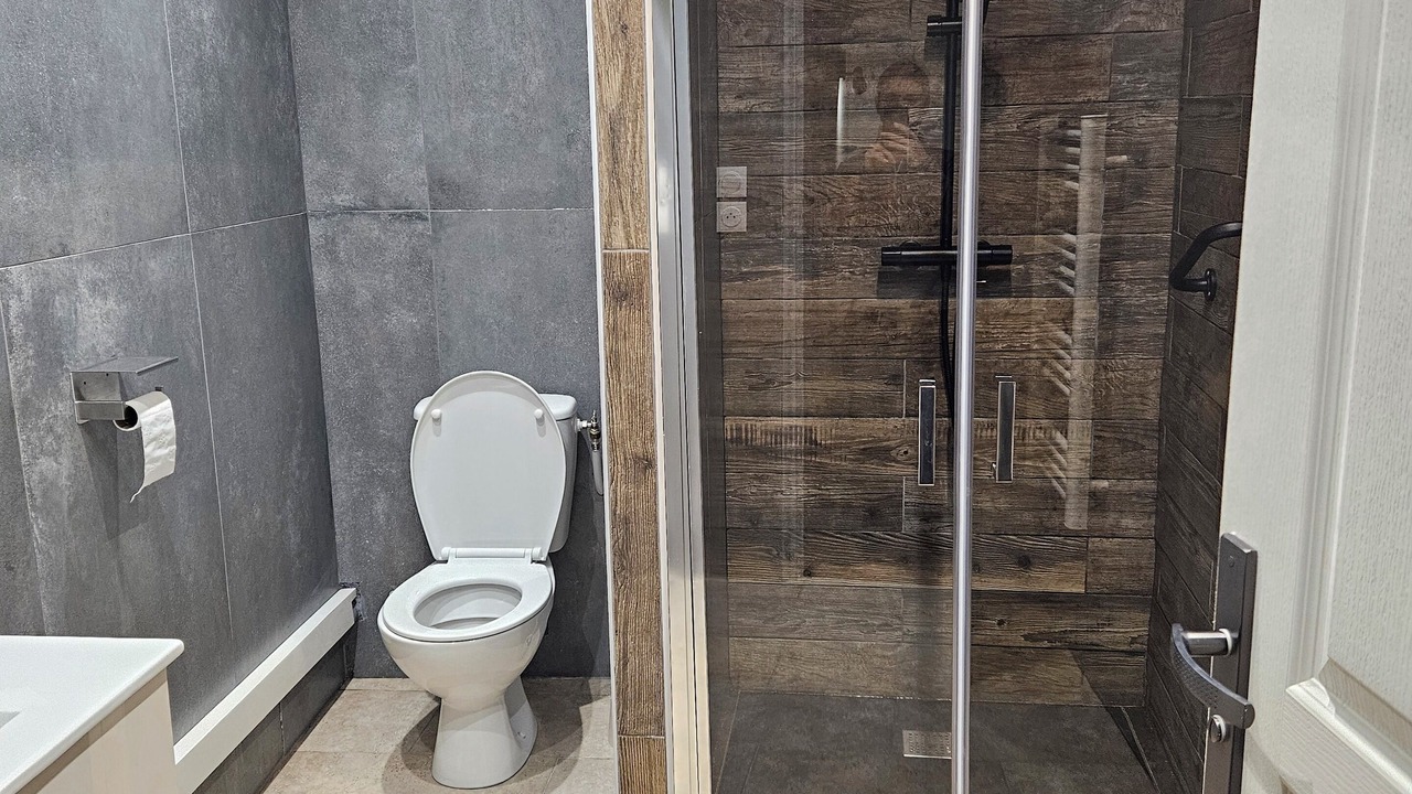Photo of Bathroom in Dun-sur-Meuse