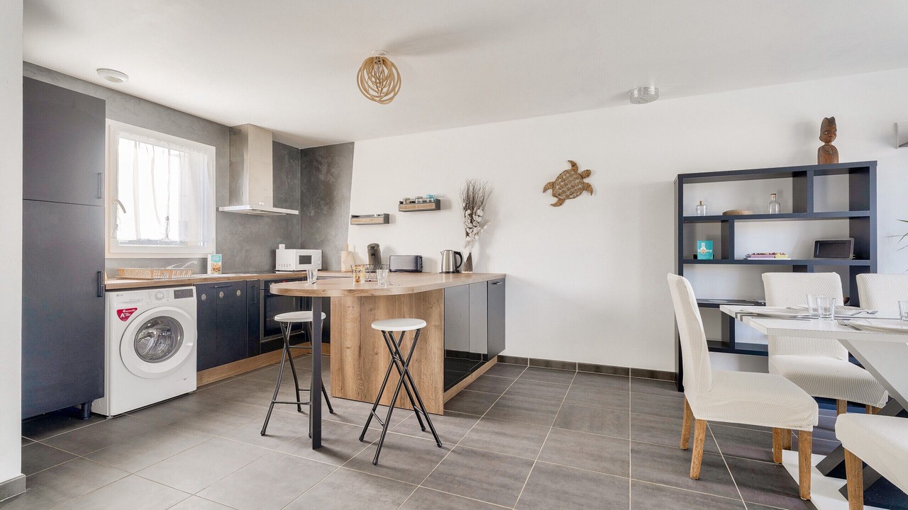 Photo of Kitchen in Beaussais-sur-Mer