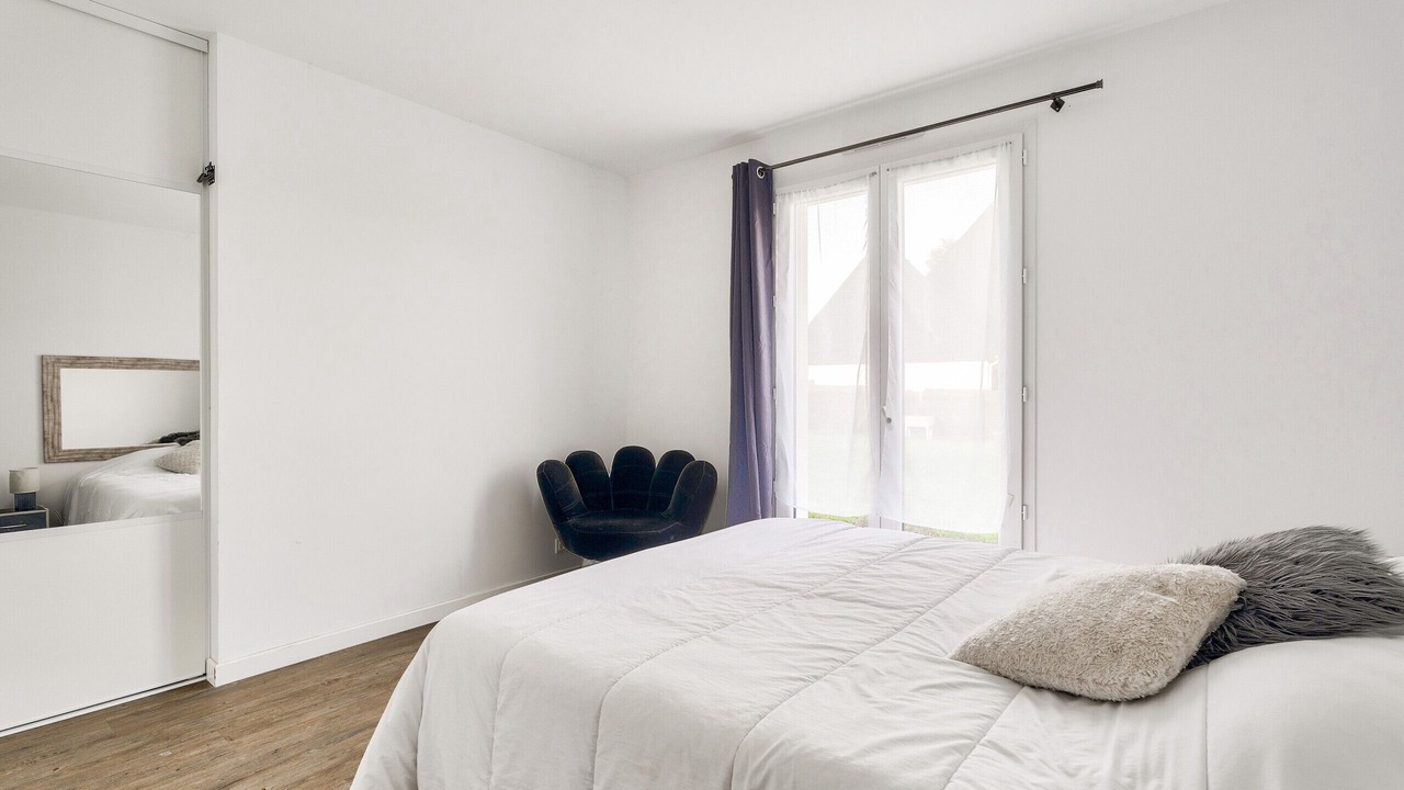 Photo of Bedroom in Beaussais-sur-Mer