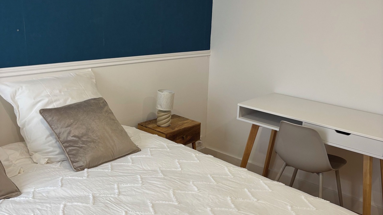 Photo of Bedroom in Chalons-en-Champagne