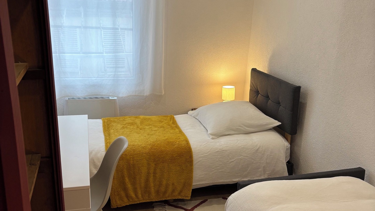 Photo of Bedroom in Chalons-en-Champagne