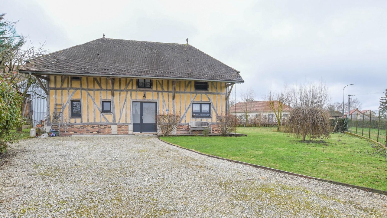 Photo of Outdoor in Courteranges