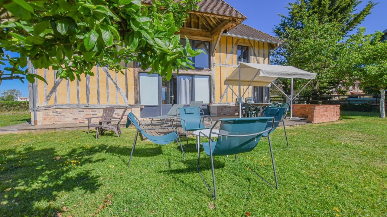 Photo of Patio Balcony in Courteranges