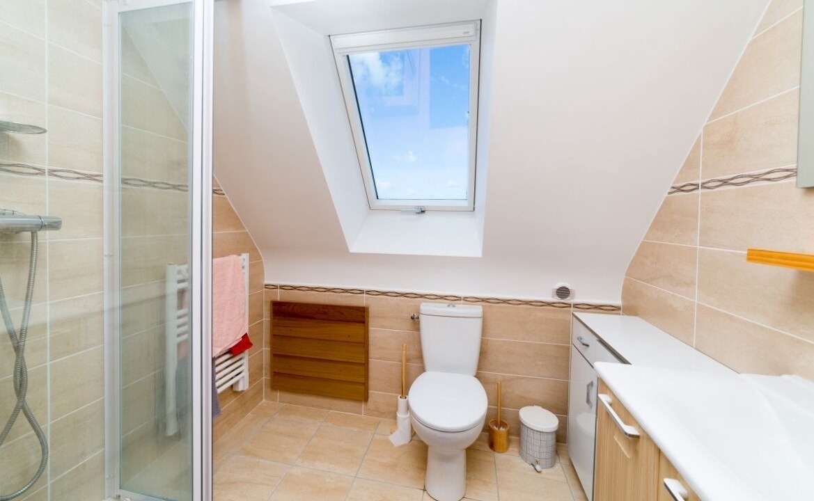 Photo of Bathroom in Langoat