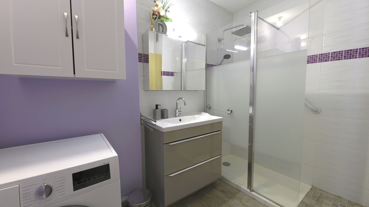 Photo of Bathroom in Saint-Brieuc
