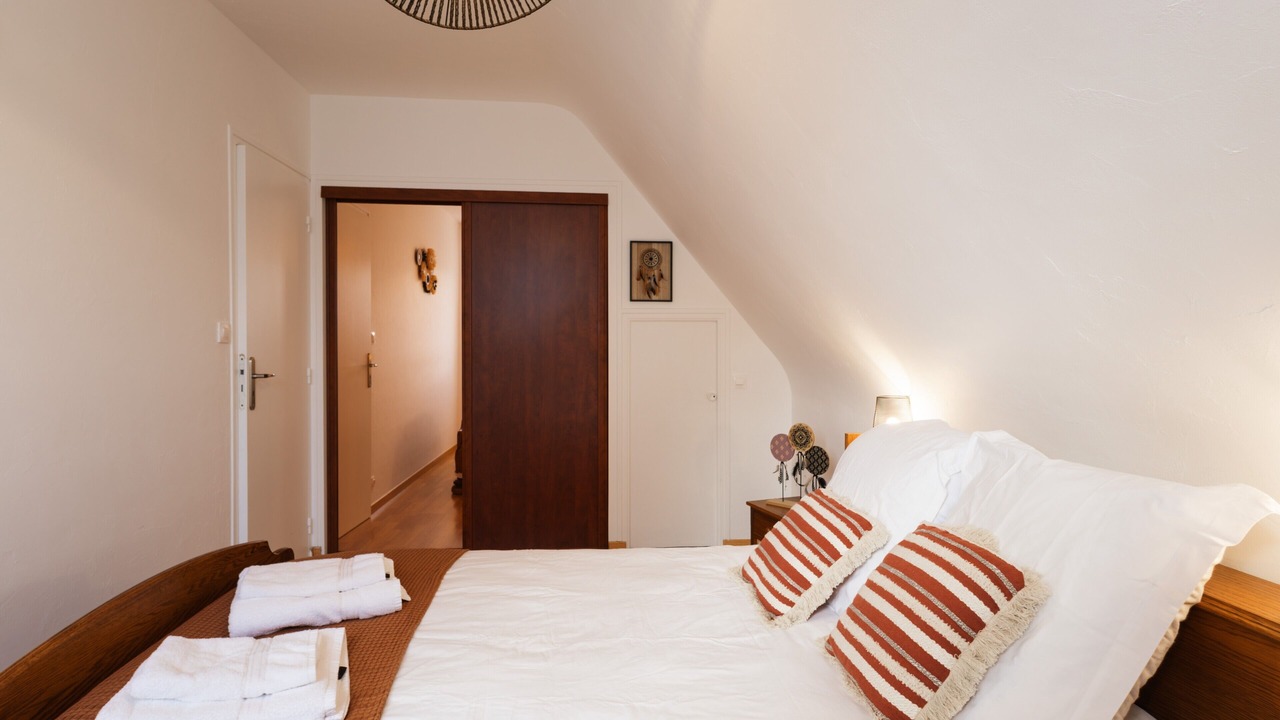Photo of Bedroom in Saint-Quay-Perros