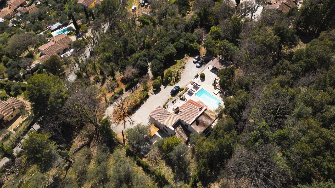 Photo of Outdoor in Saint-Cezaire-sur-Siagne