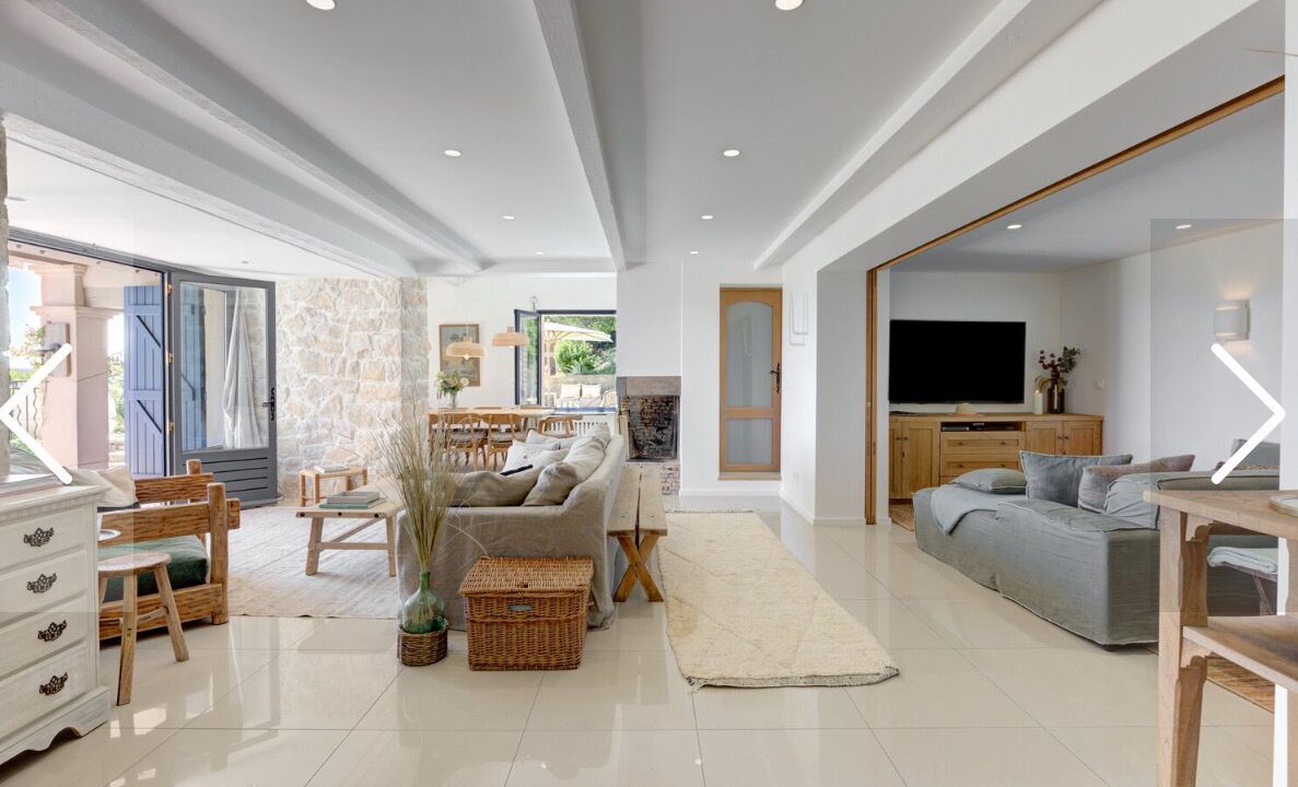 Photo of Livingroom in Saint-Cezaire-sur-Siagne
