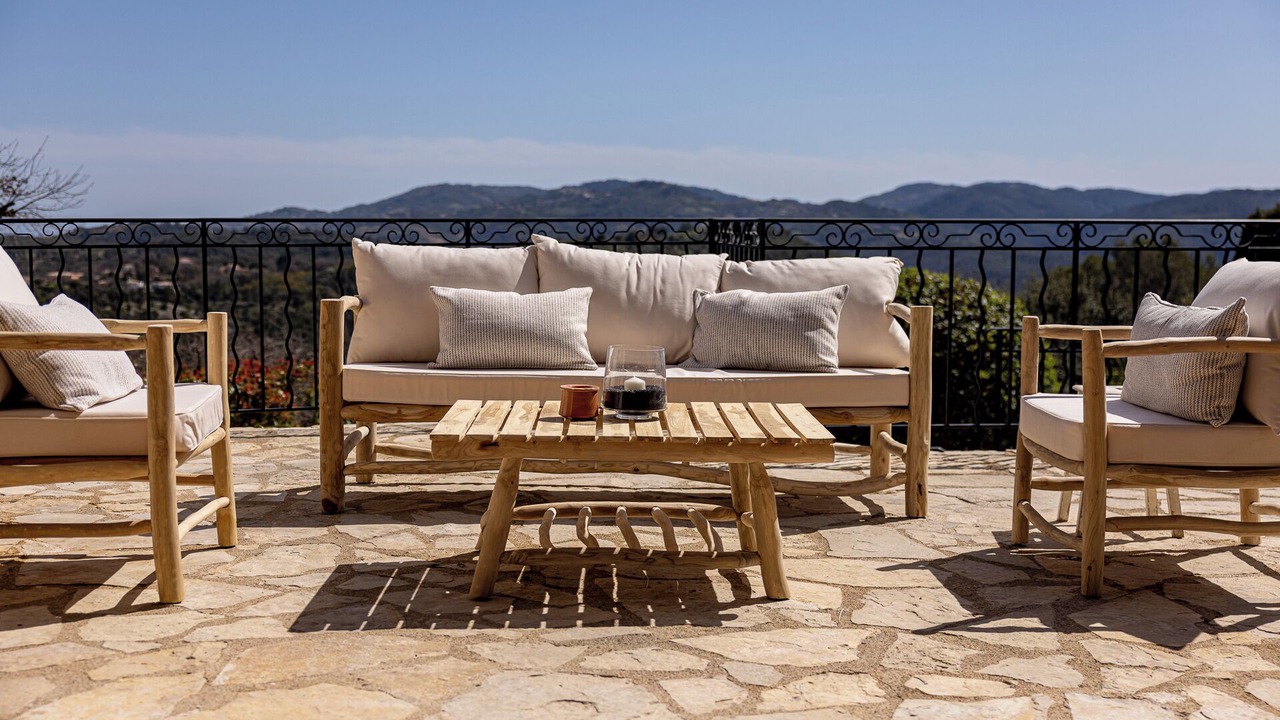 Photo of Patio Balcony in Saint-Cezaire-sur-Siagne