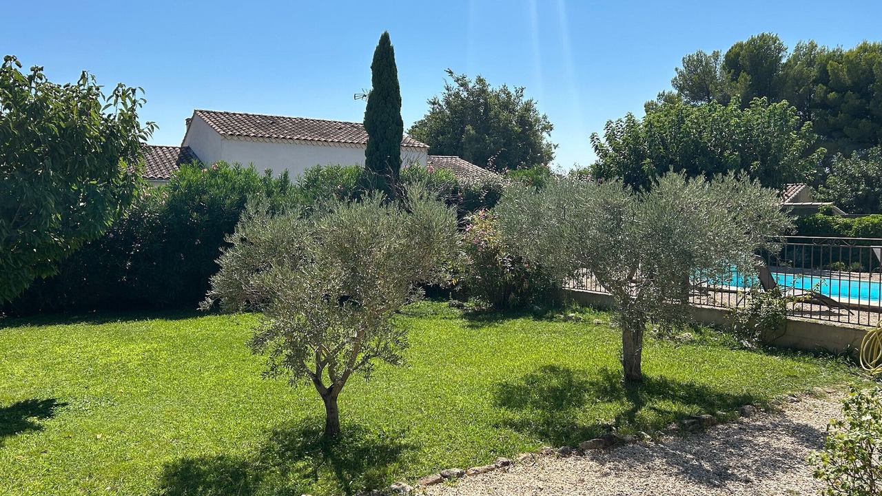 Photo of Outdoor in Mouries
