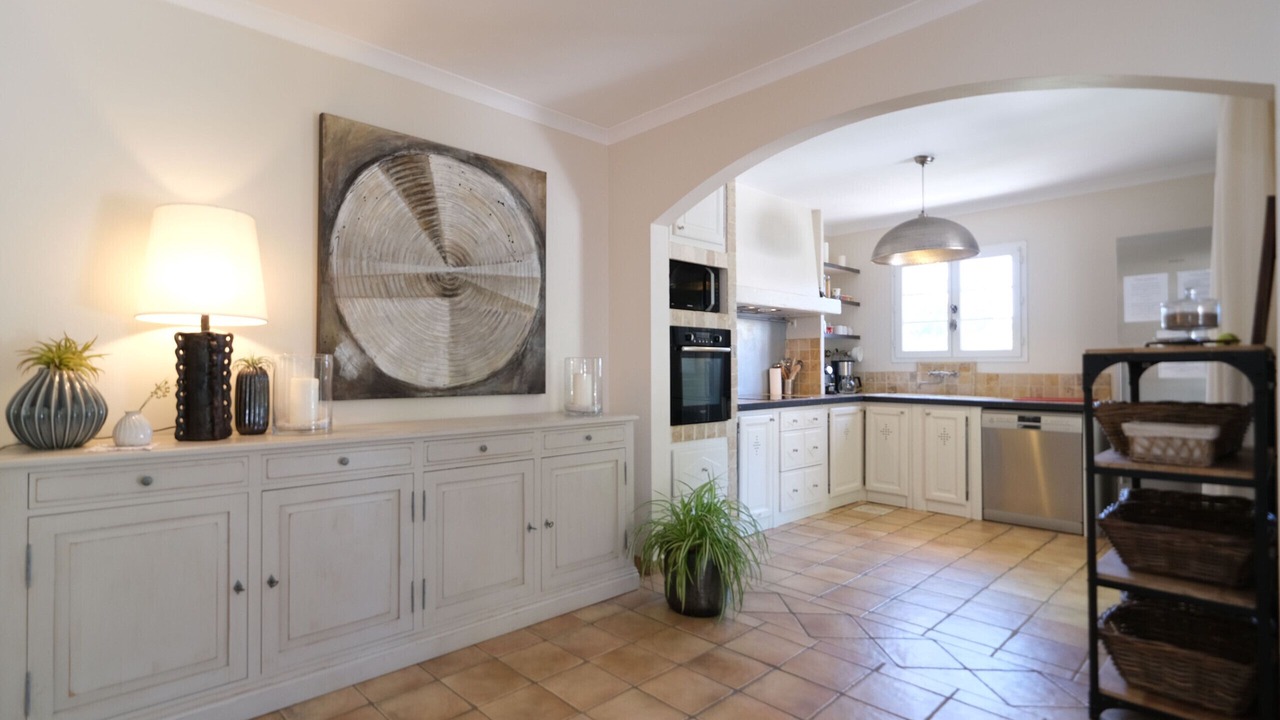 Photo of Kitchen in Mouries