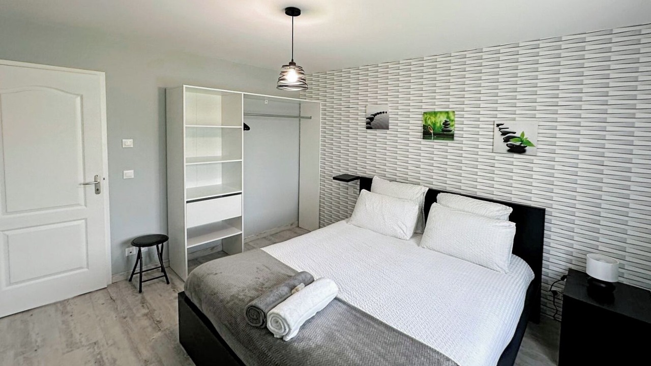 Photo of Bedroom in Hauvine