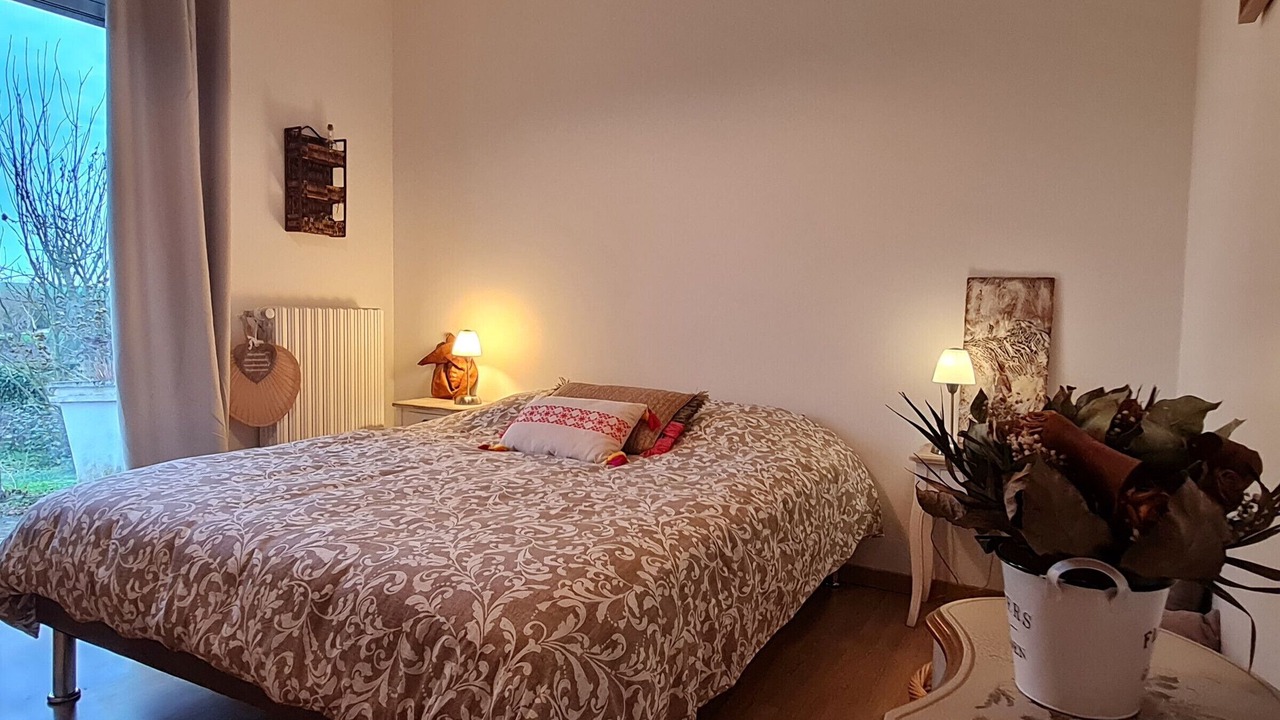 Photo of Bedroom in Ville-sur-Yron