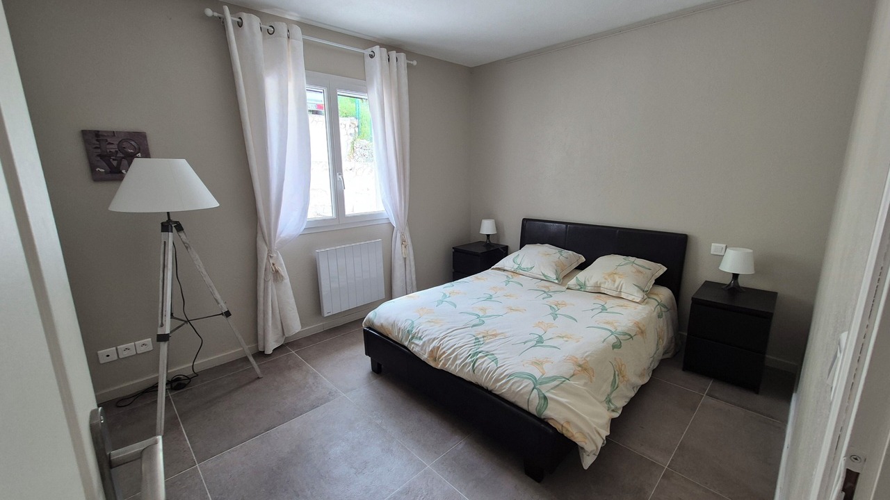 Photo of Bedroom in Seranon
