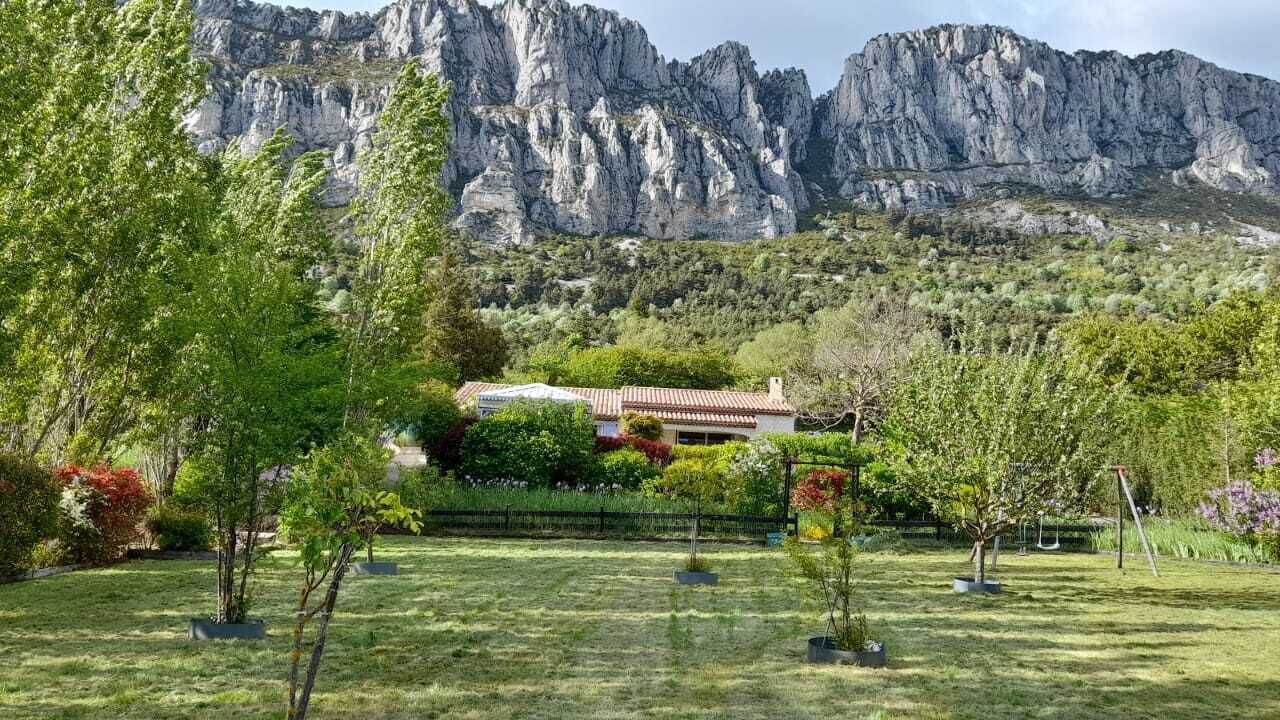 Photo of Outdoor in Seranon